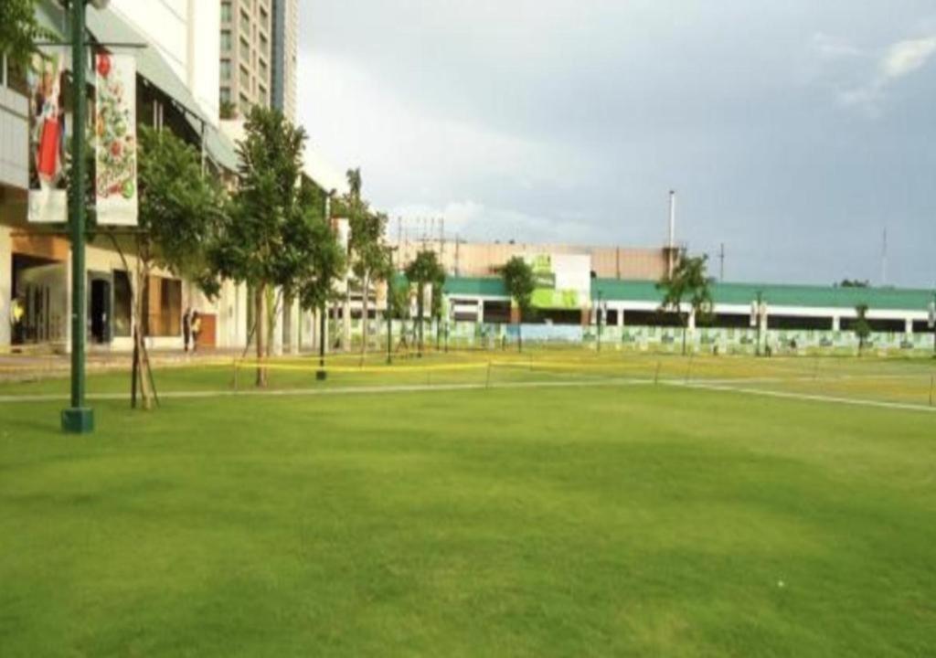 Urban Hostel Pasig City Esterno foto